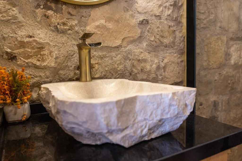 Standart Oda,Avlu Manzaralı,Havuzsuz