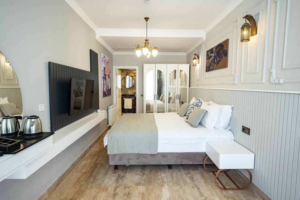 Aile Suiti,Avlu Manzaralı