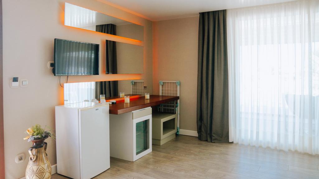 Standard Room, Garden View