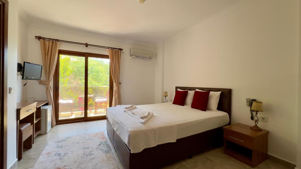 Standart Oda,Deniz Manzaralı,Balkonlu