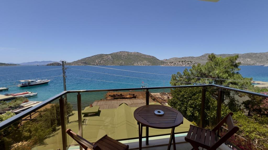 King Room, Sea View (Balcony)