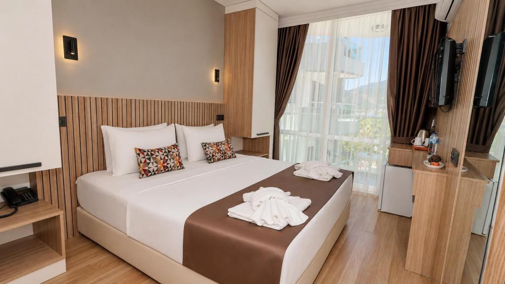 Standart Oda, Kısmi Deniz Manzaralı