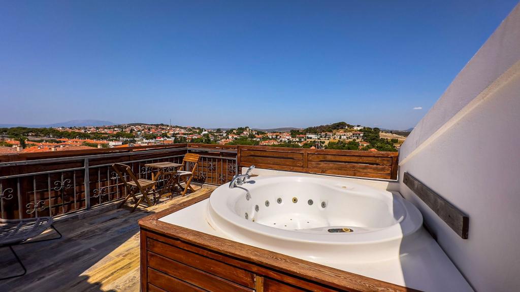 Suite,Şehir Manzaralı,Jakuzili