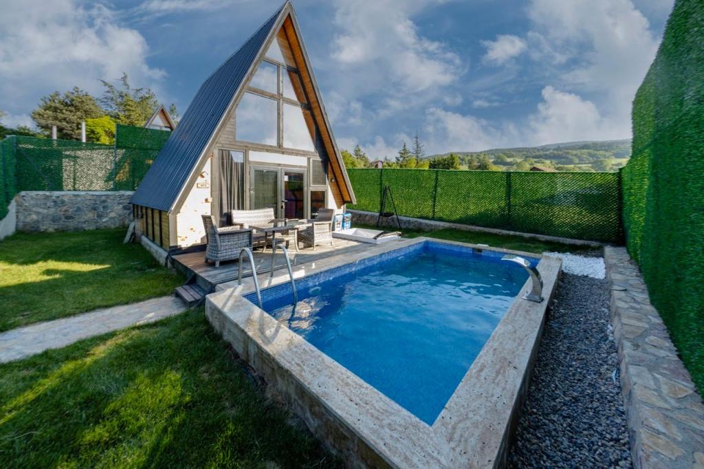 Bungalow,Bahçe Manzaralı,Bahçe Jakuzili