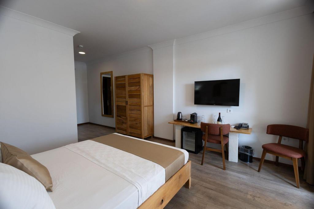 Standart Oda, Havuz Manzaralı