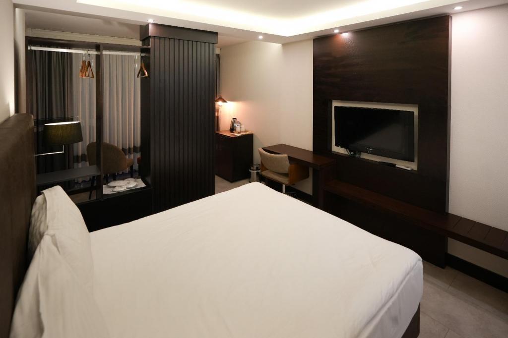 Standart Oda, Dağ Veya Deniz Manzaralı