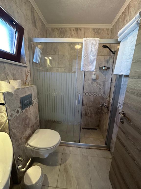 Deluxe Oda, Deniz Veya Kara Manzaralı (Sigara İçilemez)