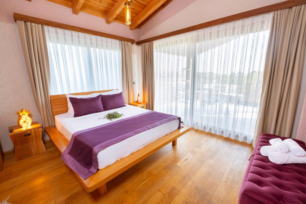 Villa - 3 Yatak Odalı,Bahçe Manzaralı