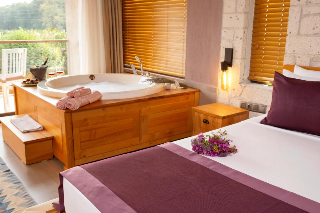 Villa - 2 Yatak Odalı,Bahçe Manzaralı
