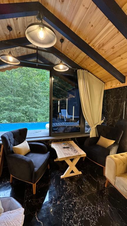 Bungalow,Havuz ve Doğa Manzaralı