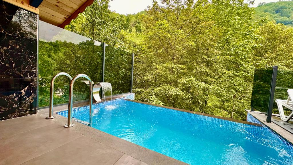 Bungalow,Havuz ve Doğa Manzaralı