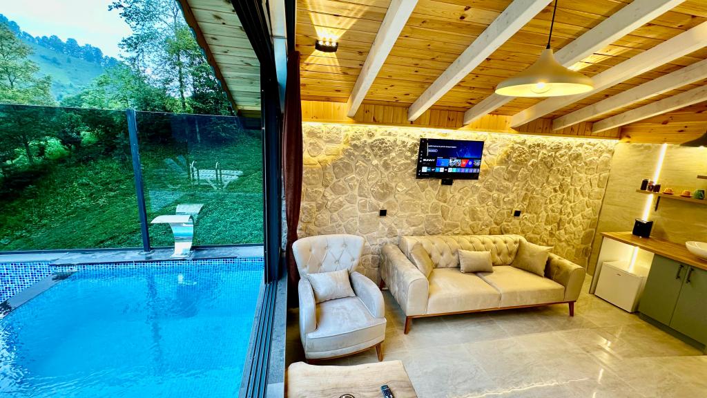 Bungalow,Havuz ve Doğa Manzaralı