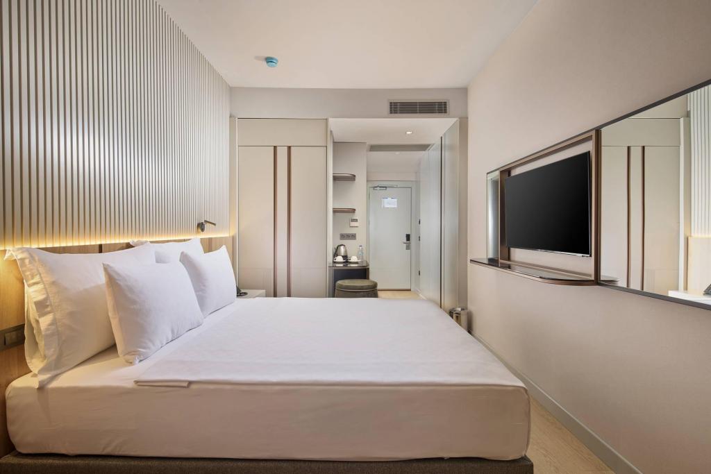 Standard Room, Garden View (3 Person)