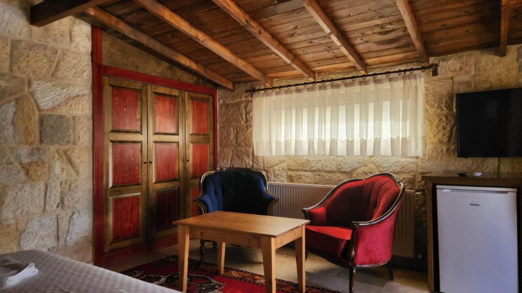 Özel Teraslı Suite - Jakuzili,Bahçe Manzaralı,Jakuzili