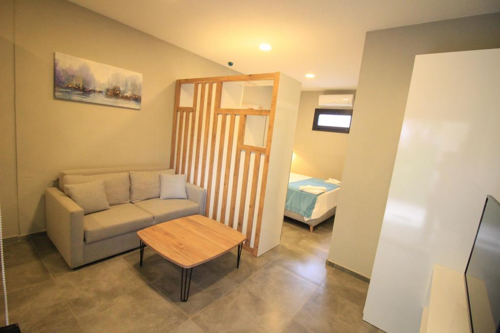 Studio Oda, Bahçe Manzaralı