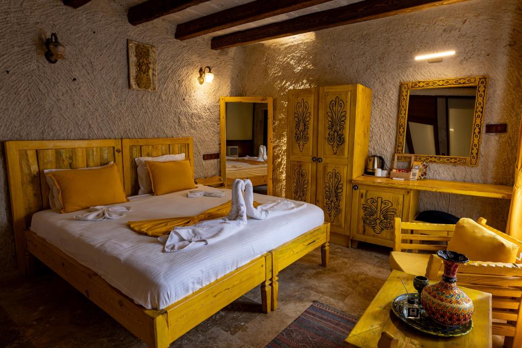 Gold Stone Suite Room,Avlu Manzaralı,Bahçe Katı