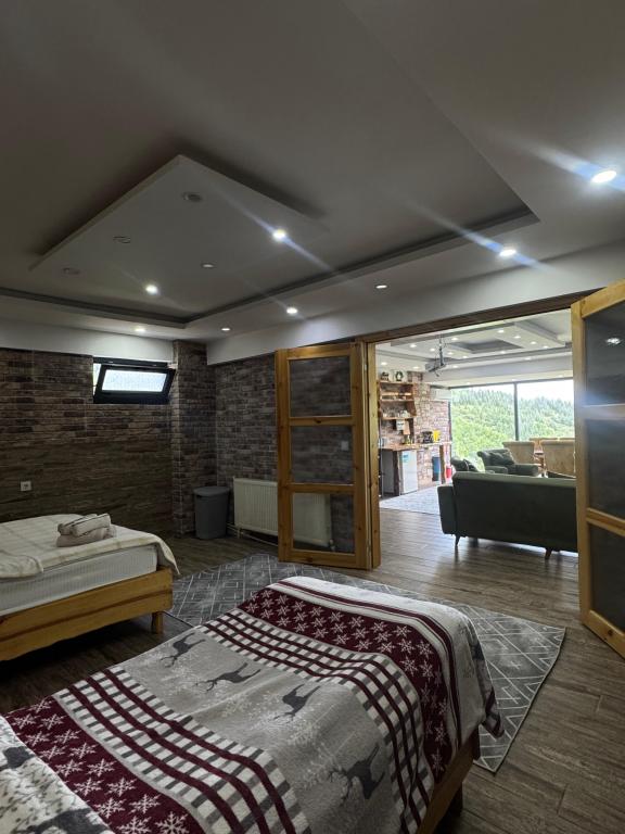 Hobbit Ev,Dağ Manzaralı,Isıtmalı Özel Havuzlu
