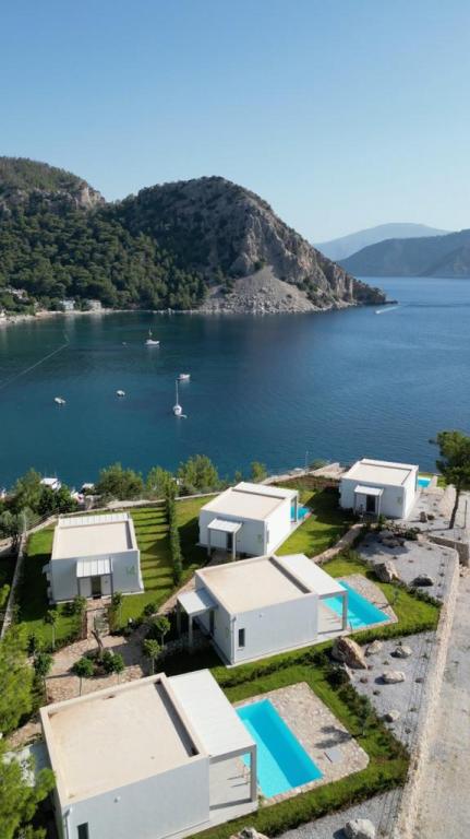 Özel Havuzlu Deniz Manzaralı Villa