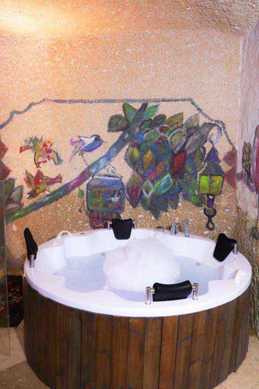 King Cave Suite,Avlu Manzaralı,Havuzlu