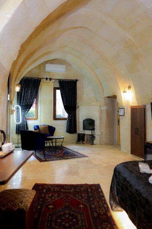 Stone Suite,Avlu Manzaralı,Jakuzili