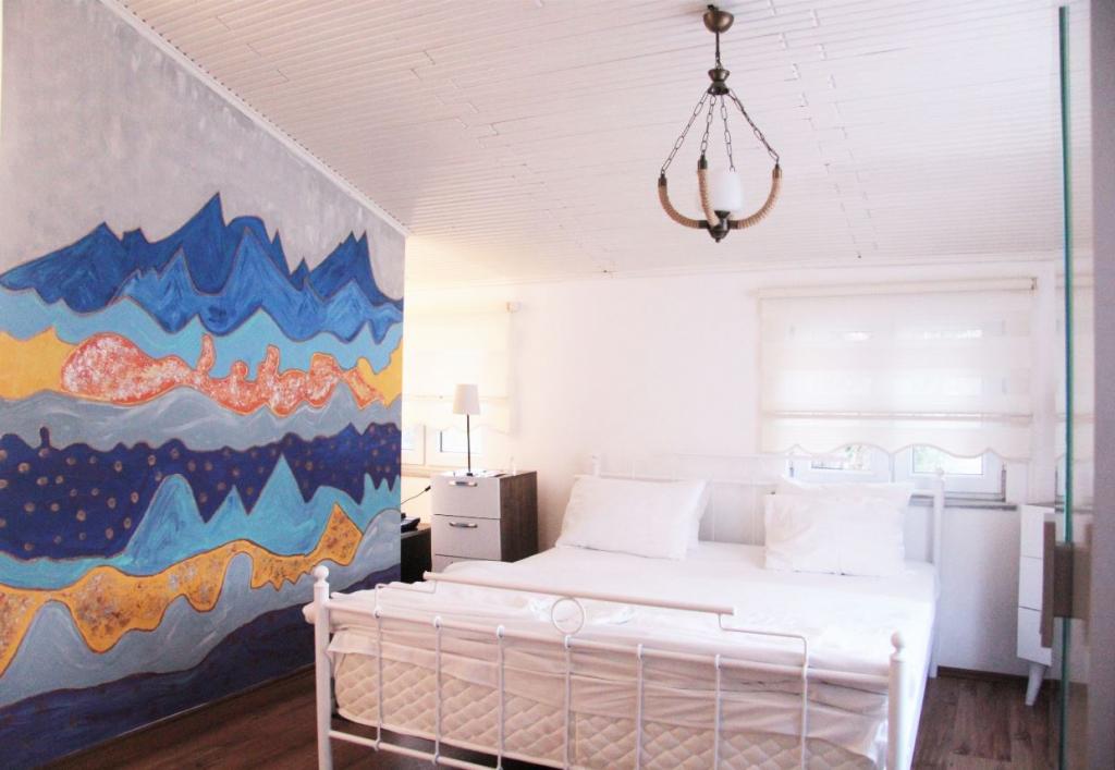 Çatı Oda, Bahçe Manzaralı