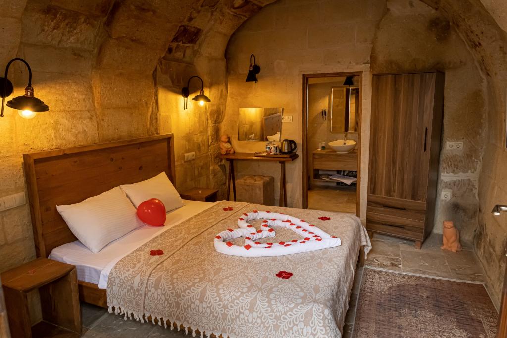 Garden Floor Room, Garden View