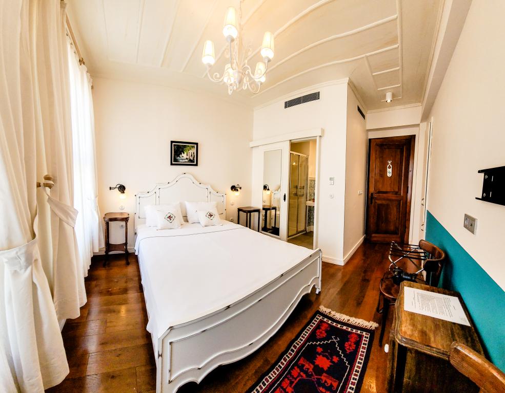 Standard Room, City View