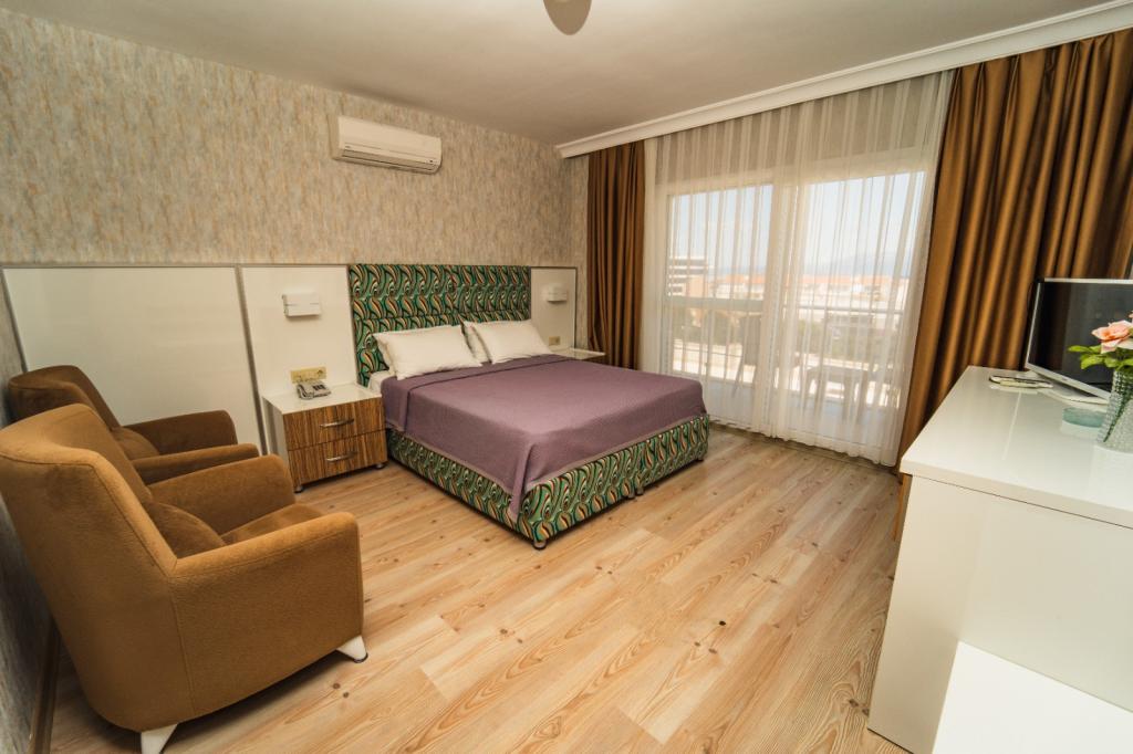 Suite Room (Balcony)
