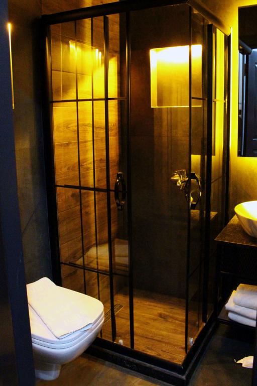 Standart Oda, Manzarasız