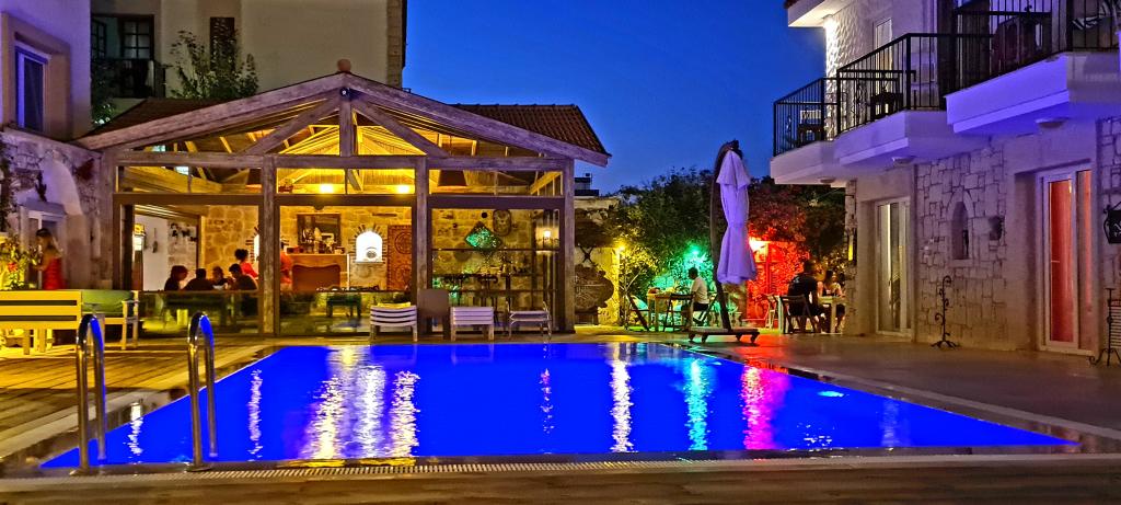 RUZGAR GULU HOTEL • ALACATI • 2⋆ TURKEY • RATES FROM $55