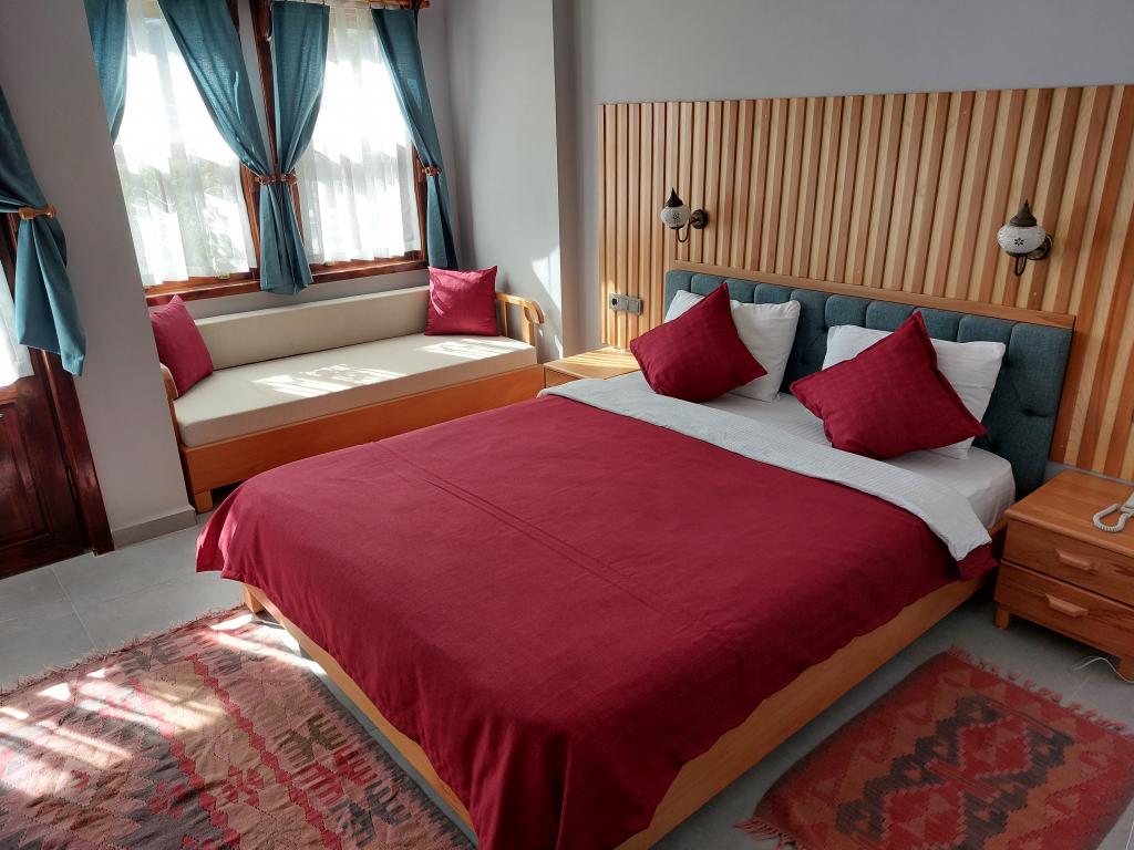 Standart Oda, Bahçe Manzaralı