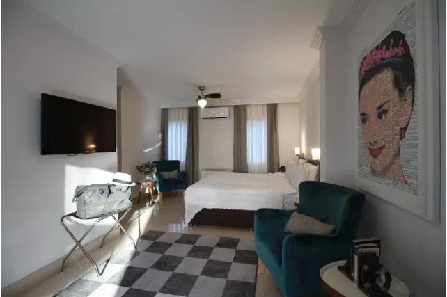 Standart Oda, Şehir Veya Dağ Manzaralı