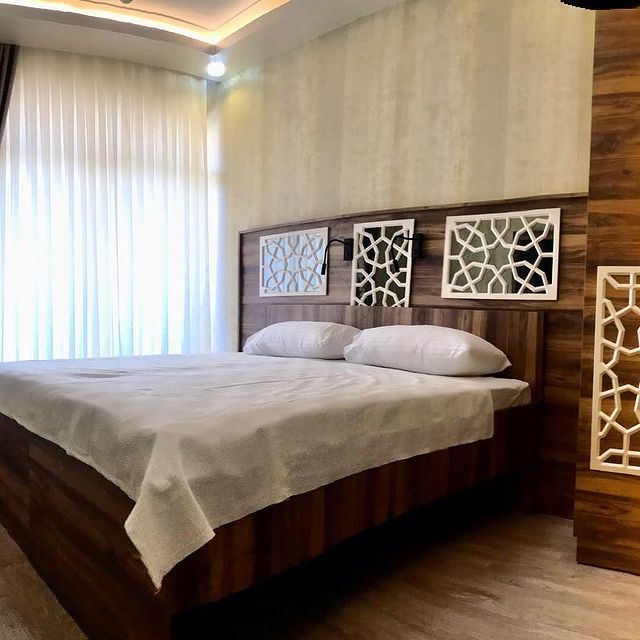 Suit Oda, Şehir Manzaralı (Balkonlu)