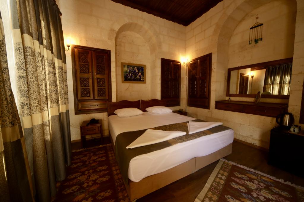 Deluxe Stone Room, Garden View