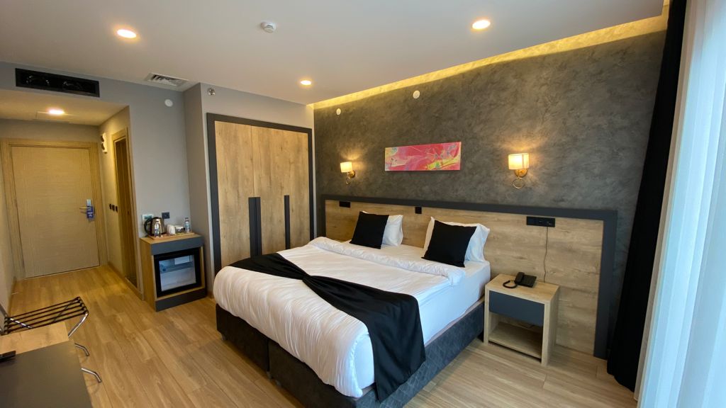 Standard Room, Sea View (Without Balcony)