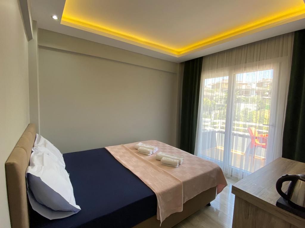 Double, Land Or Pool View, With Balcony