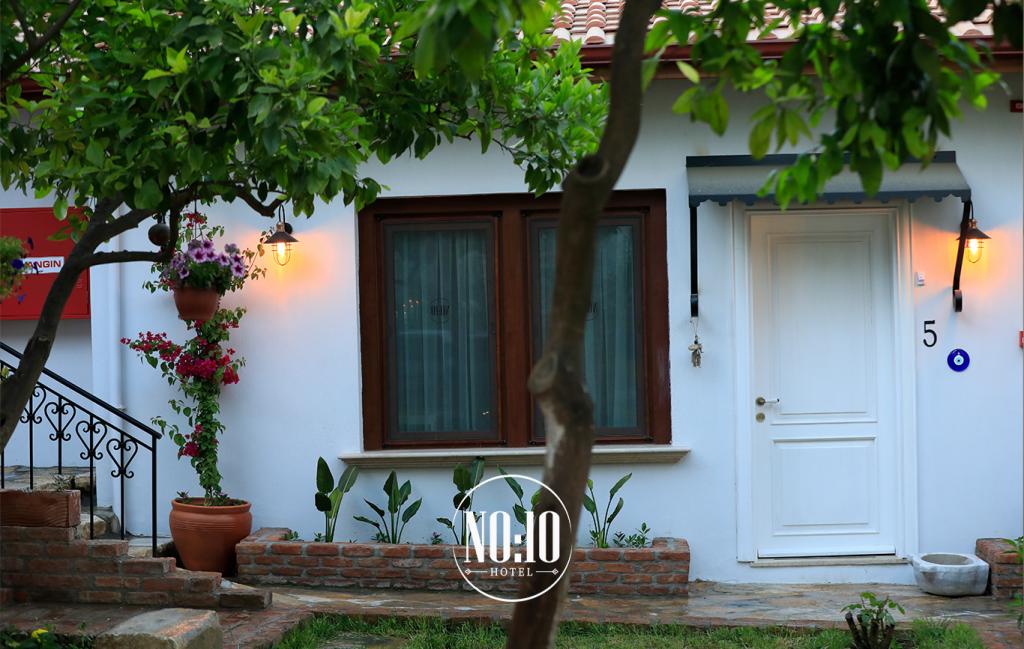 Standart Oda,Bahçe Manzaralı,Bahçe Katı