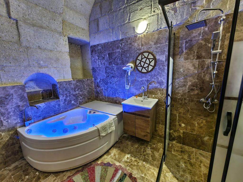 Panaromik Kemer Oda, Bahçe Manzaralı