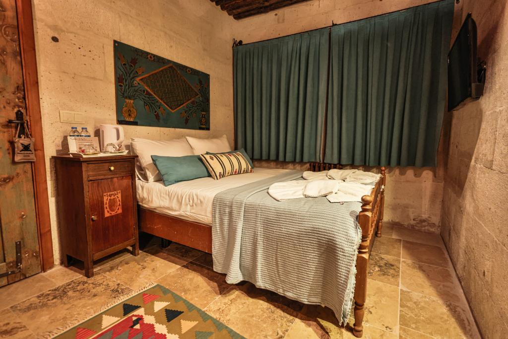 Standart Oda, Avlu Manzaralı