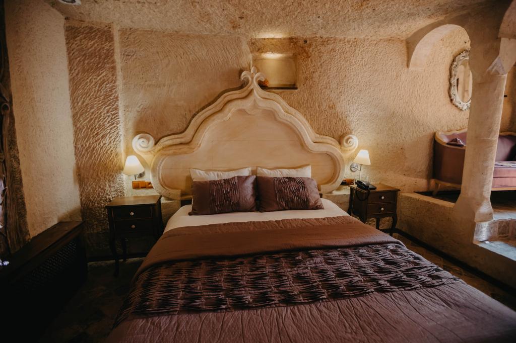 Executive Cave Suit Oda, Avlu Manzaralı