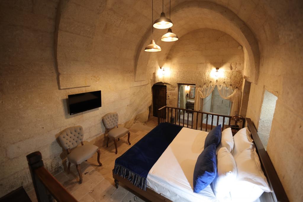 Superior Cave Suit Oda (Jakuzi)