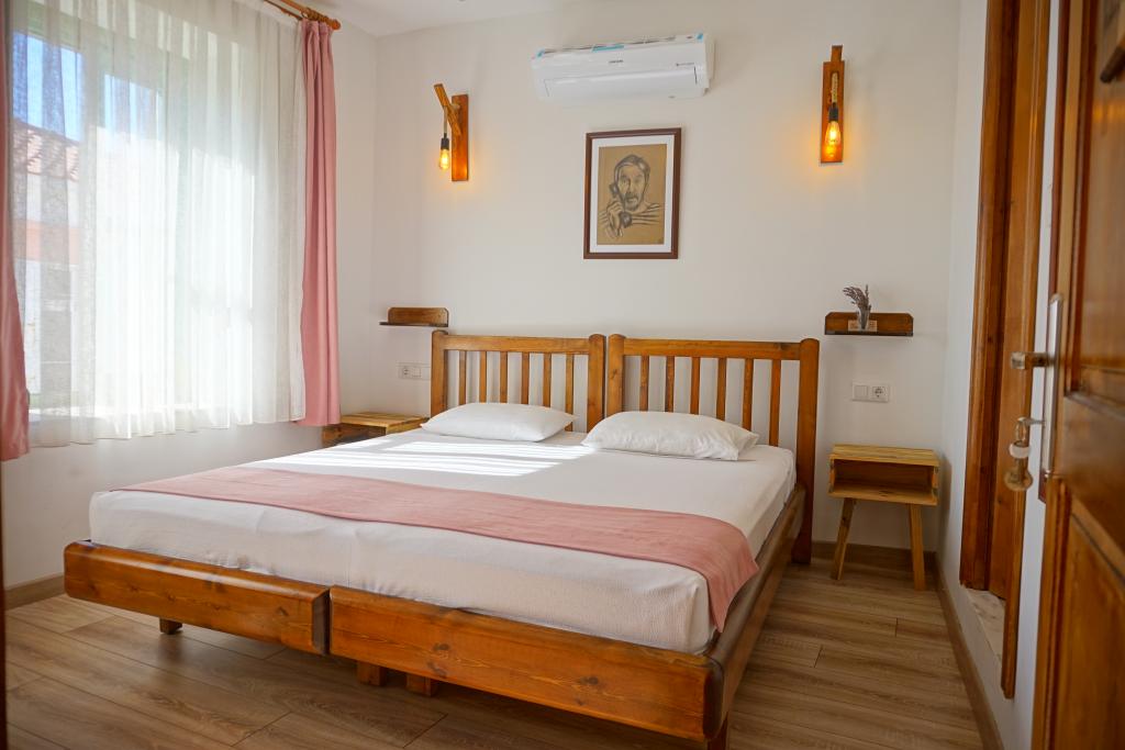 Standart Oda, Bahçe Manzaralı