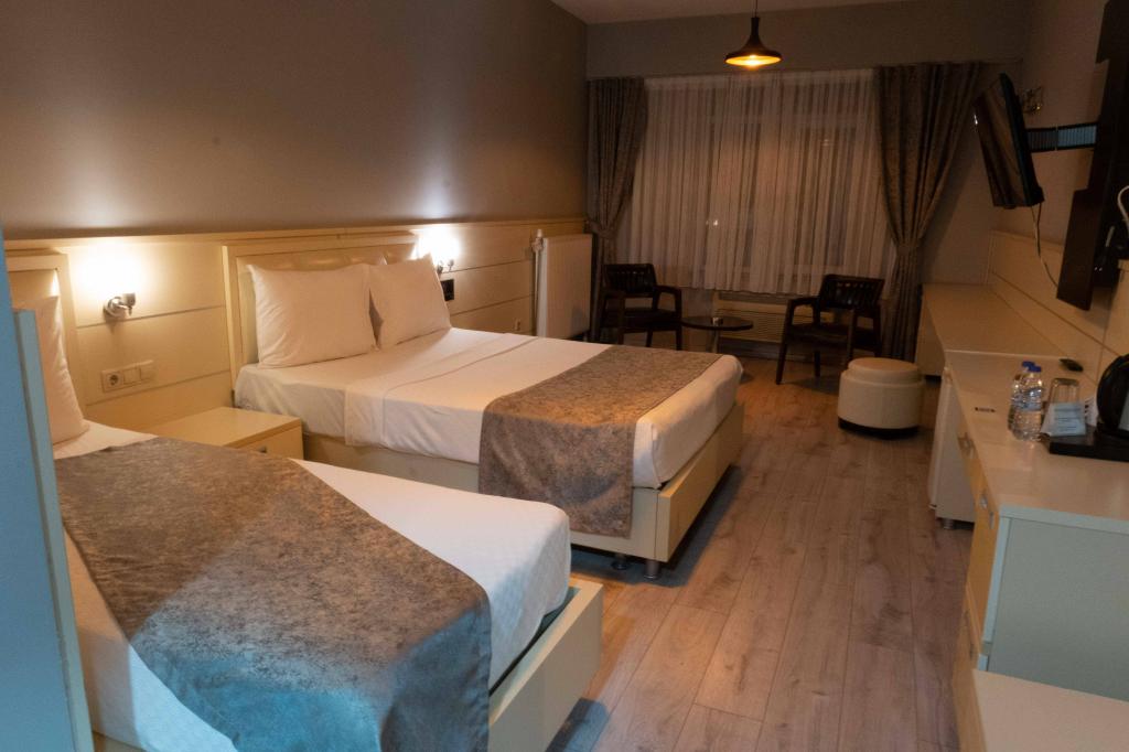 Standard Room (3 Person)