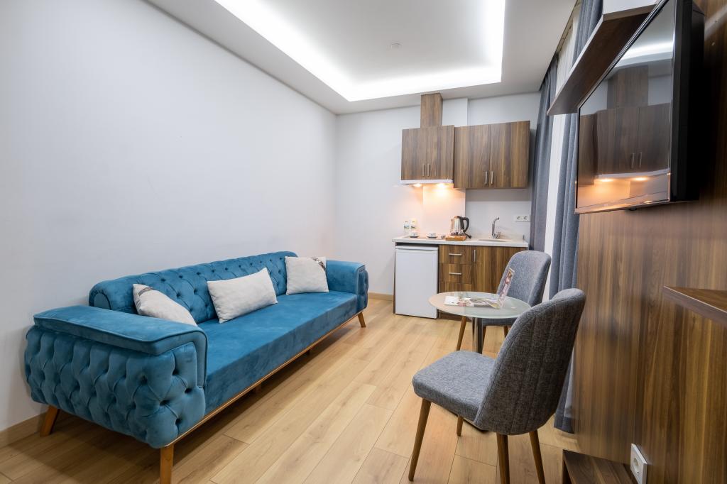 Suit Oda, Manzarasız