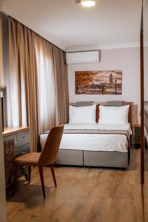 Standart Oda, Şehir Manzaralı