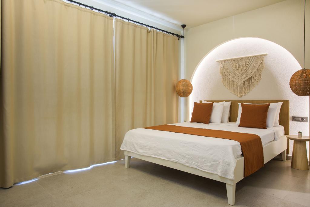 Standard Room, Mountain View (Balcony)