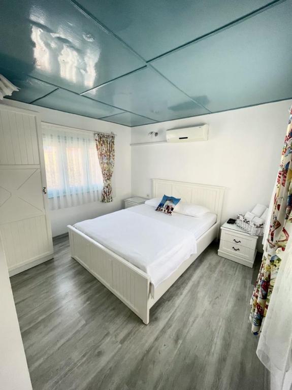 Standart Oda,Avlu Manzaralı