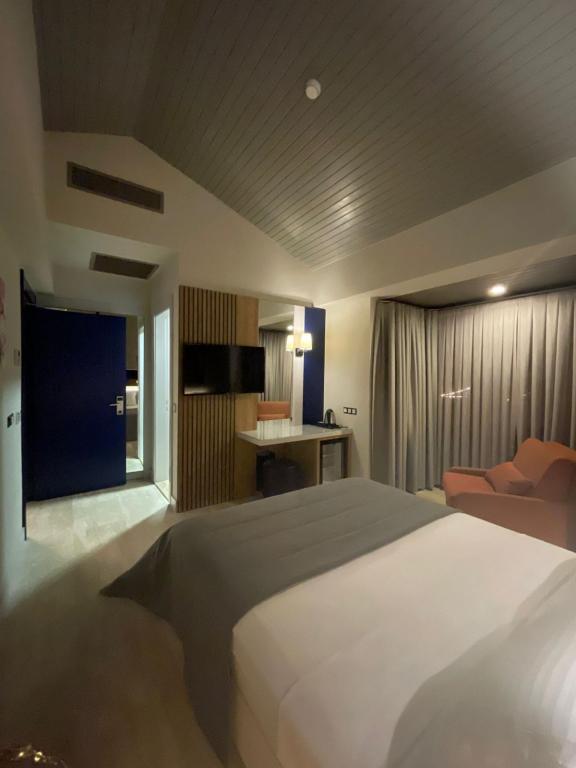 Deluxe Oda, Cadde Manzaralı