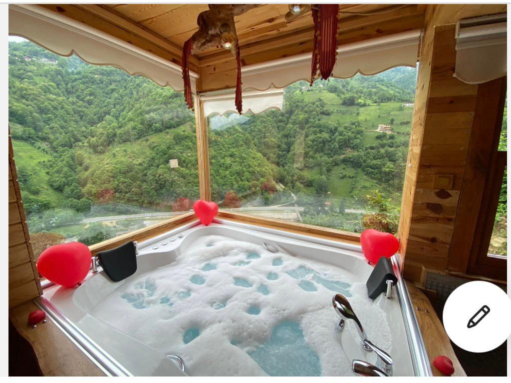 Balayı Suite,Nehir Manzaralı,Jakuzili