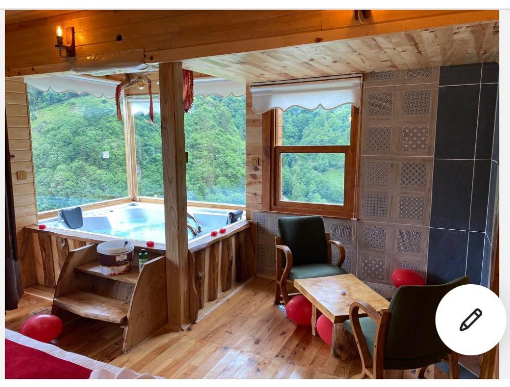 Balayı Suite,Nehir Manzaralı,Jakuzili